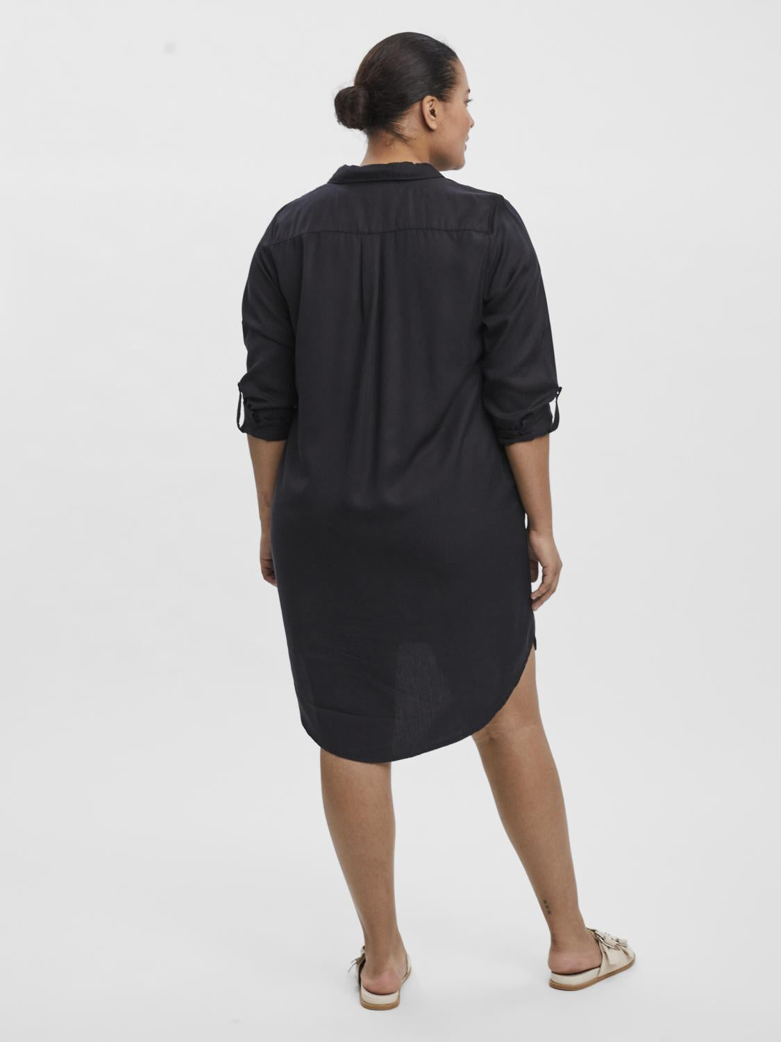 model_shot-back